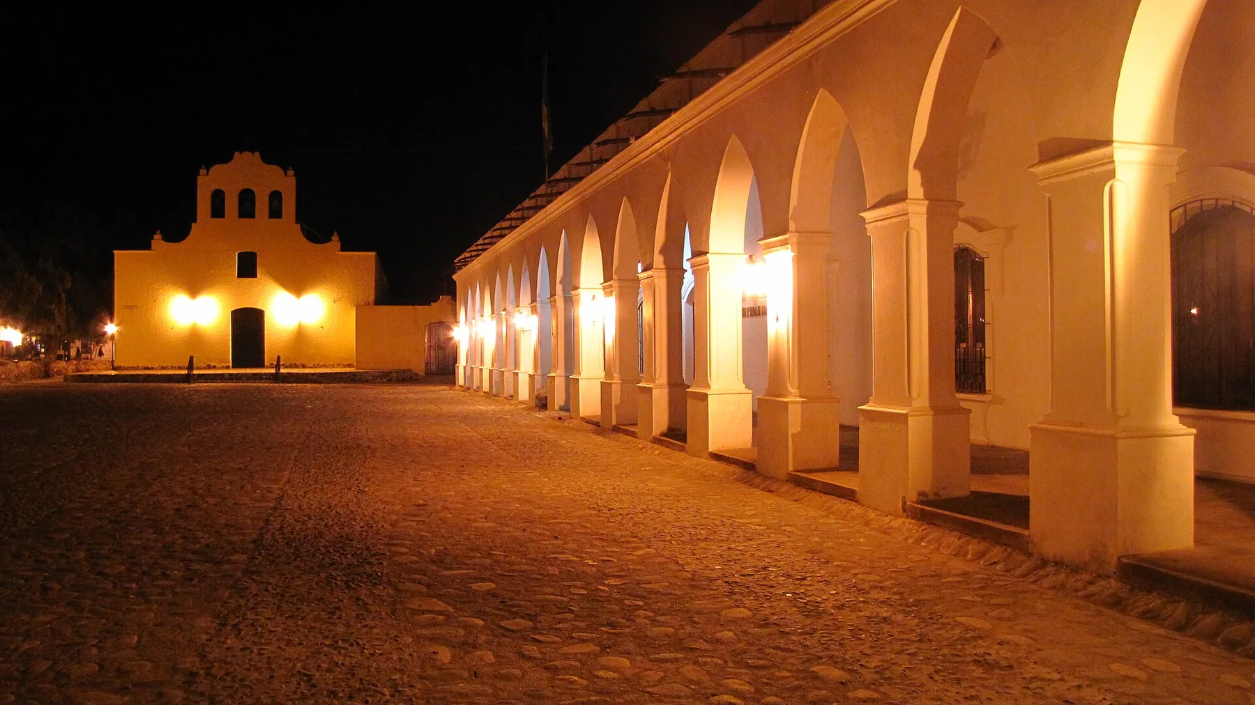 Iglesia San José de Cachi, referencia del casco histórico y de la memoria colonial del pueblo
