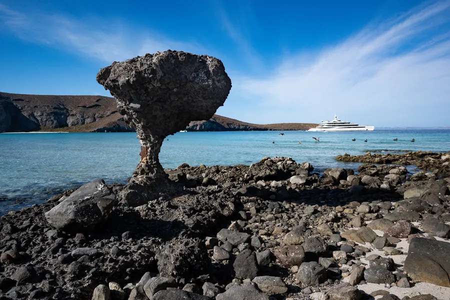 Formación rocosa "El Hongo" en Playa Balandra, La Paz, Baja California Sur