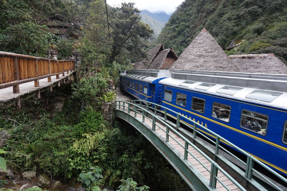 Machu Picchu: billete de tren Vistadome ida y vuelta
