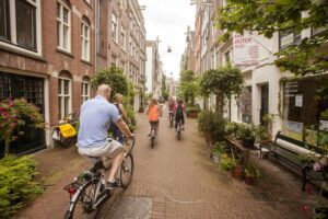 Las Mejores Rutas de Bicicleta para Explorar en Ámsterdam